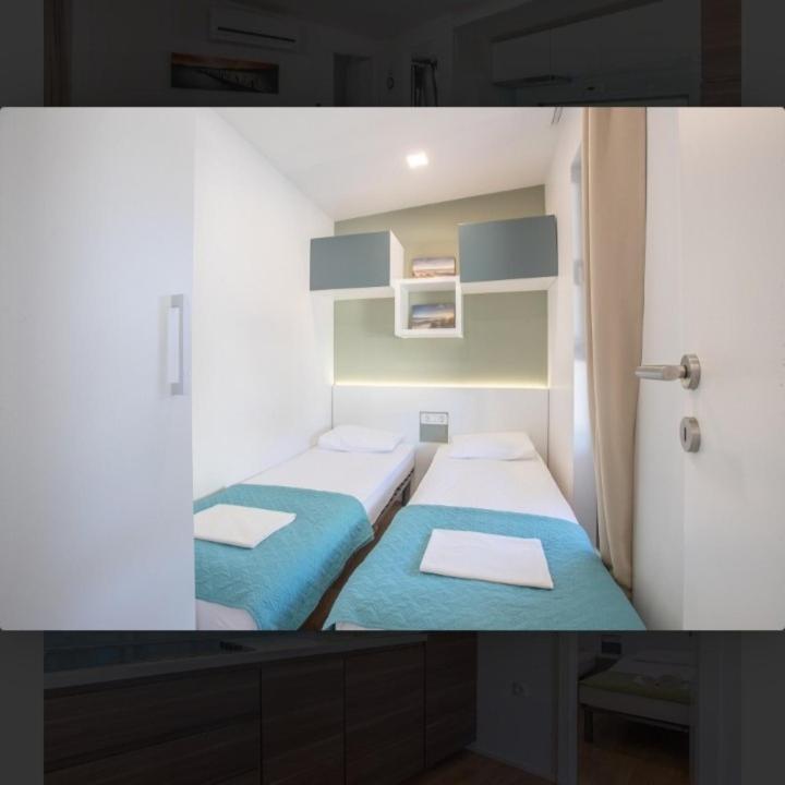 Tomica Apartments With Pool Biograd Na Moru Exteriér fotografie