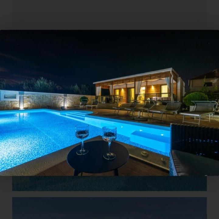 Tomica Apartments With Pool Biograd Na Moru Exteriér fotografie